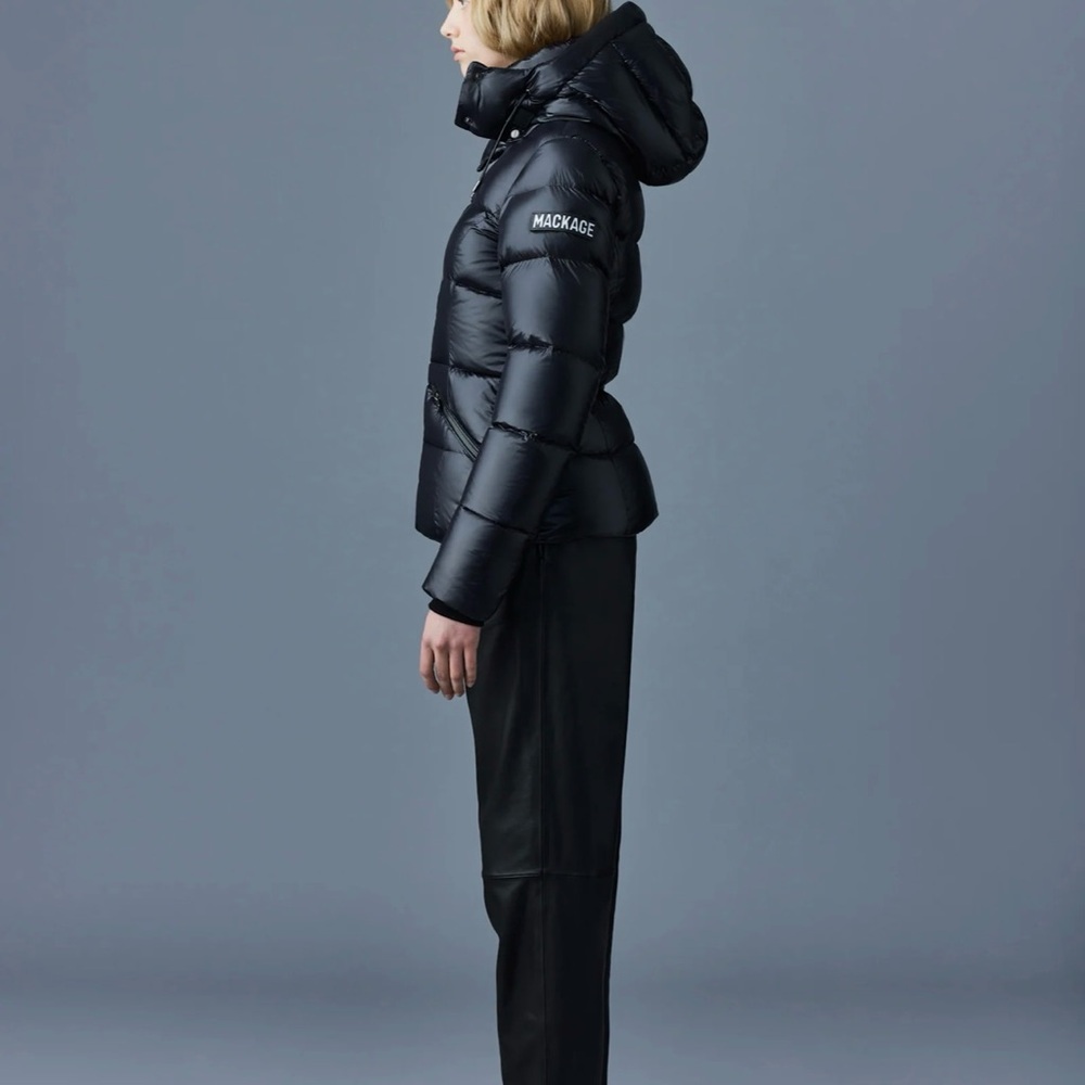 MADALYN lustrous light down jacket with hood for ladies